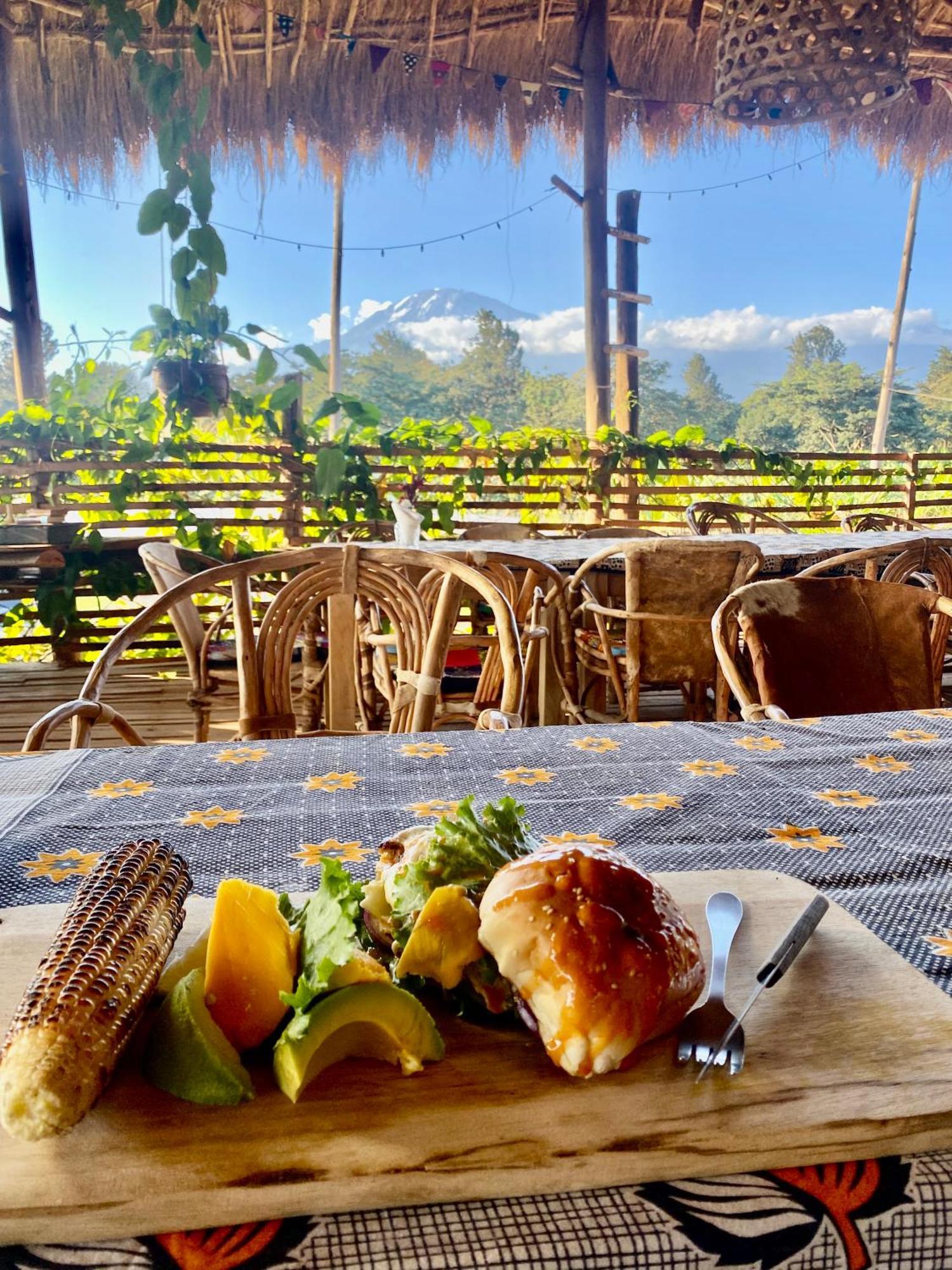 Mount Kilimanjaro 360 View Cottage Uru エクステリア 写真